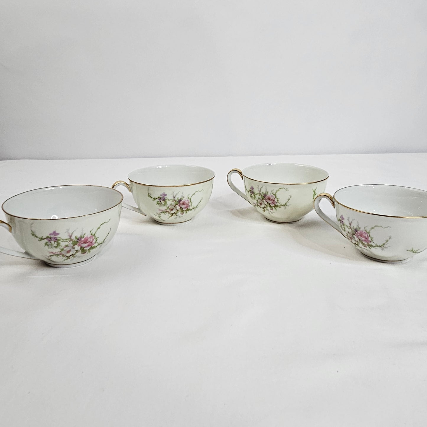 Haviland New York Rosalinde tea cups in white, France, set of 4