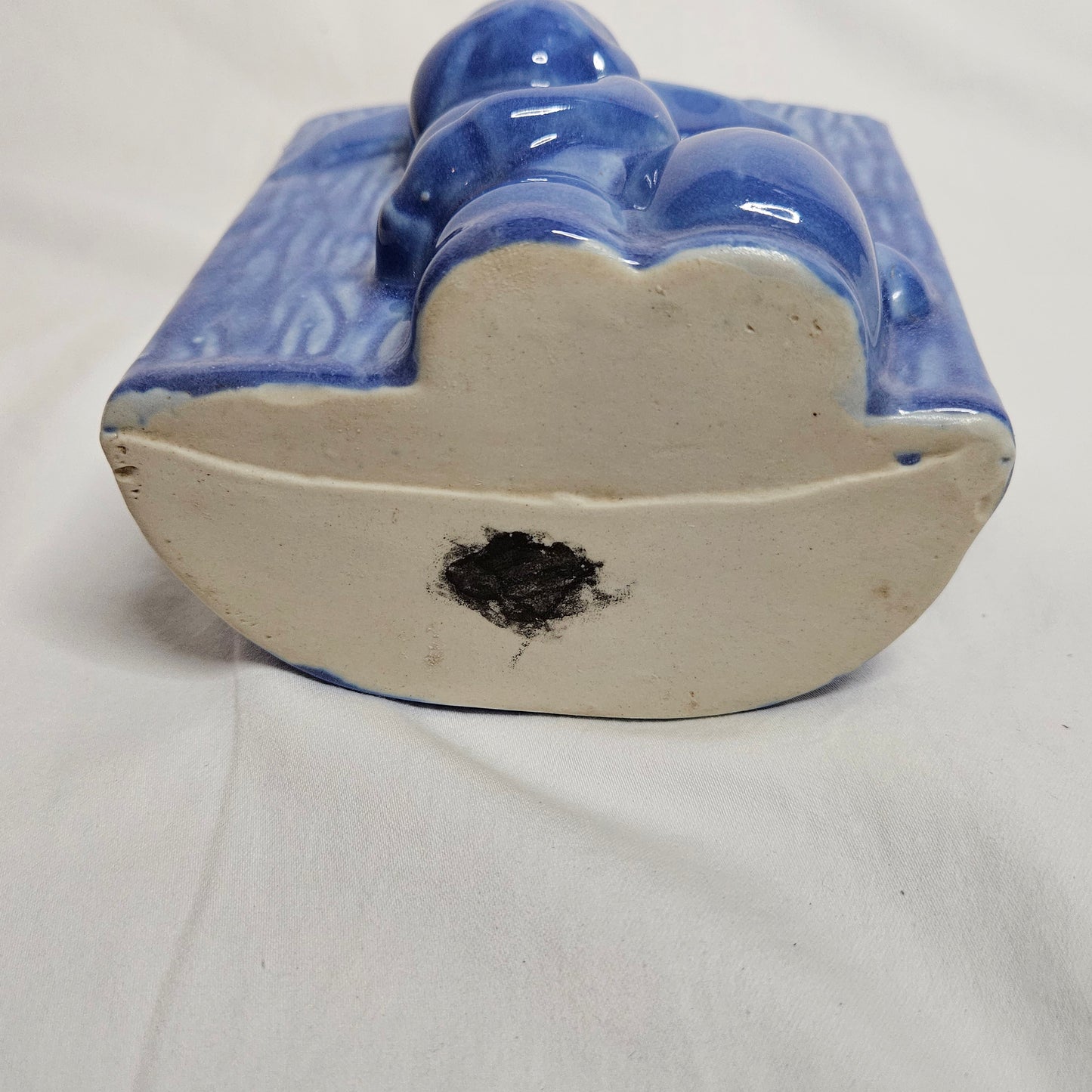 Vintage Niloak Bunny planter, Ozark Blue with painted eyes