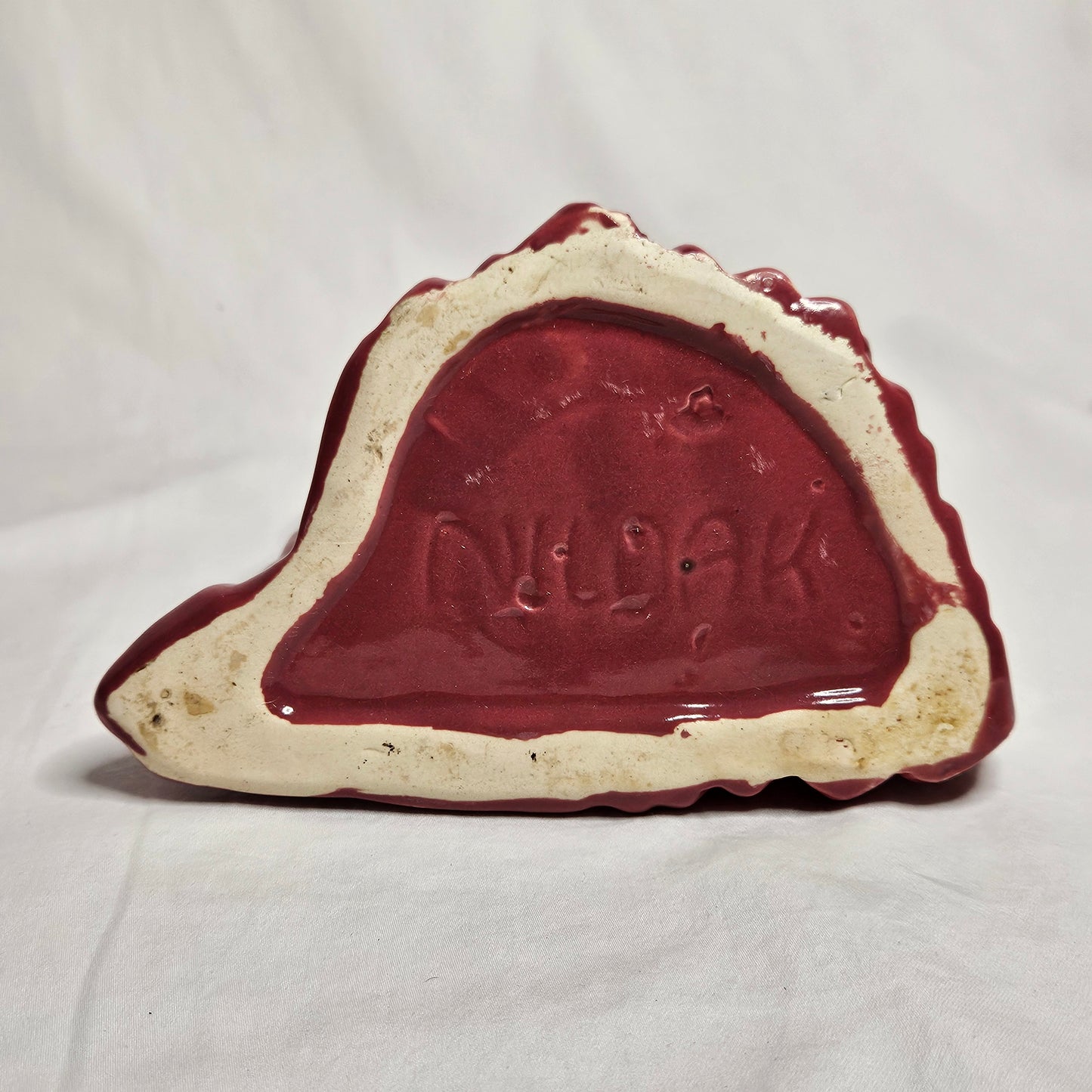 Vintage Niloak planter, Doe with fawn, Fox Red glossy glaze, 7.5 inches