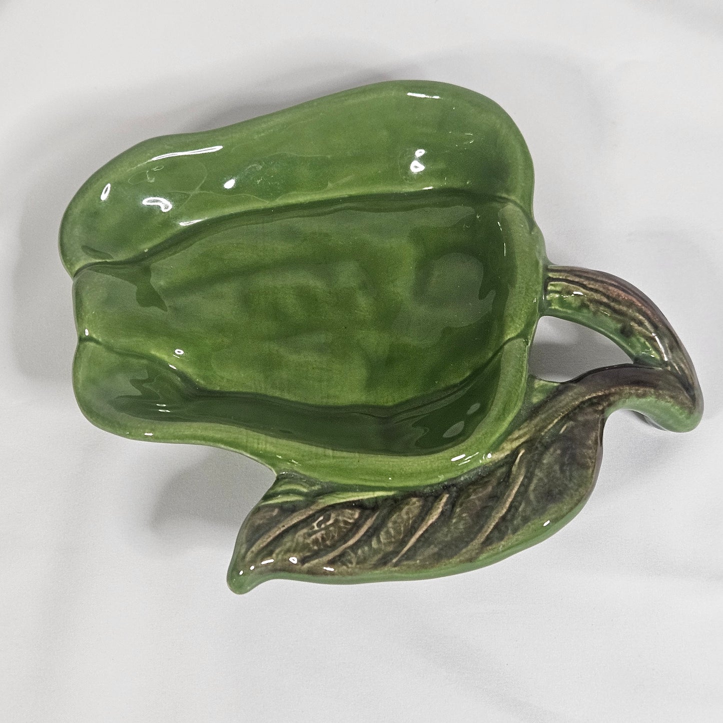 Vintage Green Pepper ceramic spoon rest, marked USA VF-65