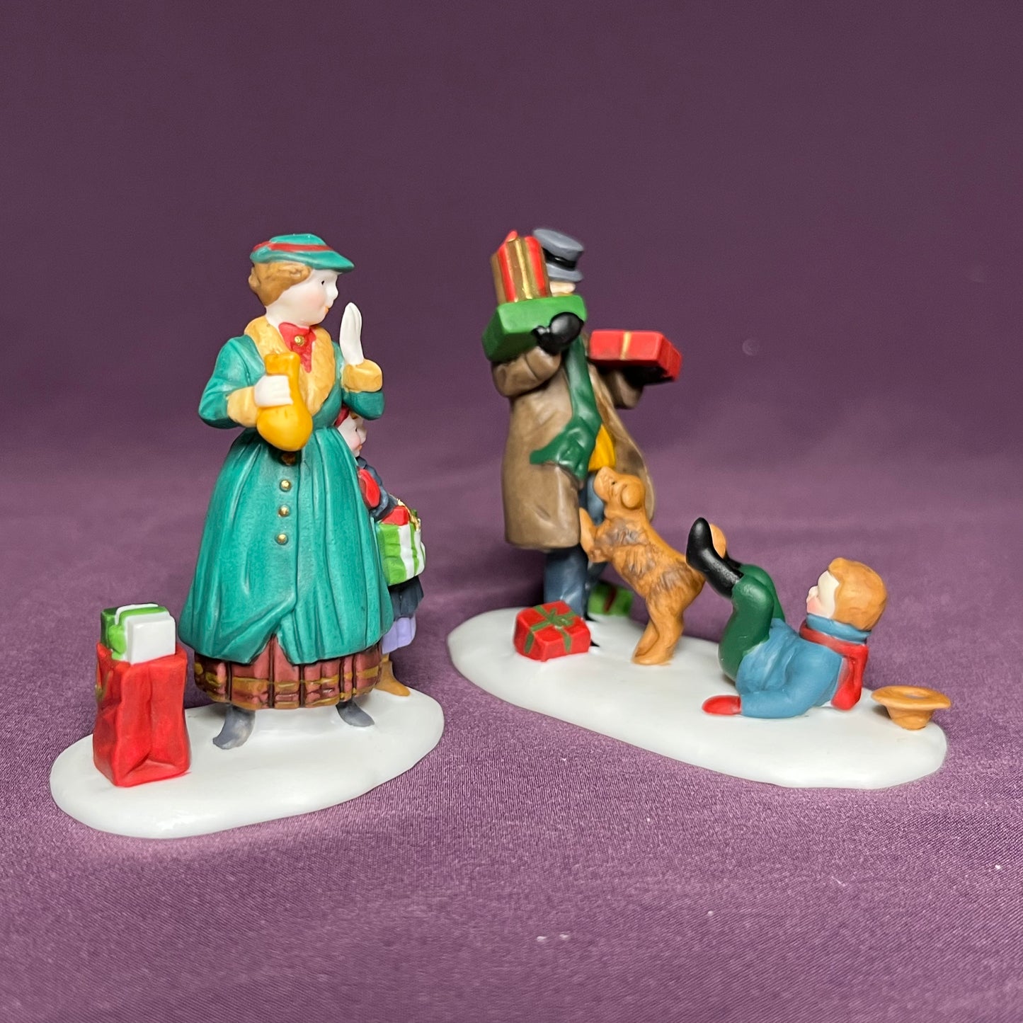 Don't Drop the Presents, Department 56 Heritage Village Collection #55328