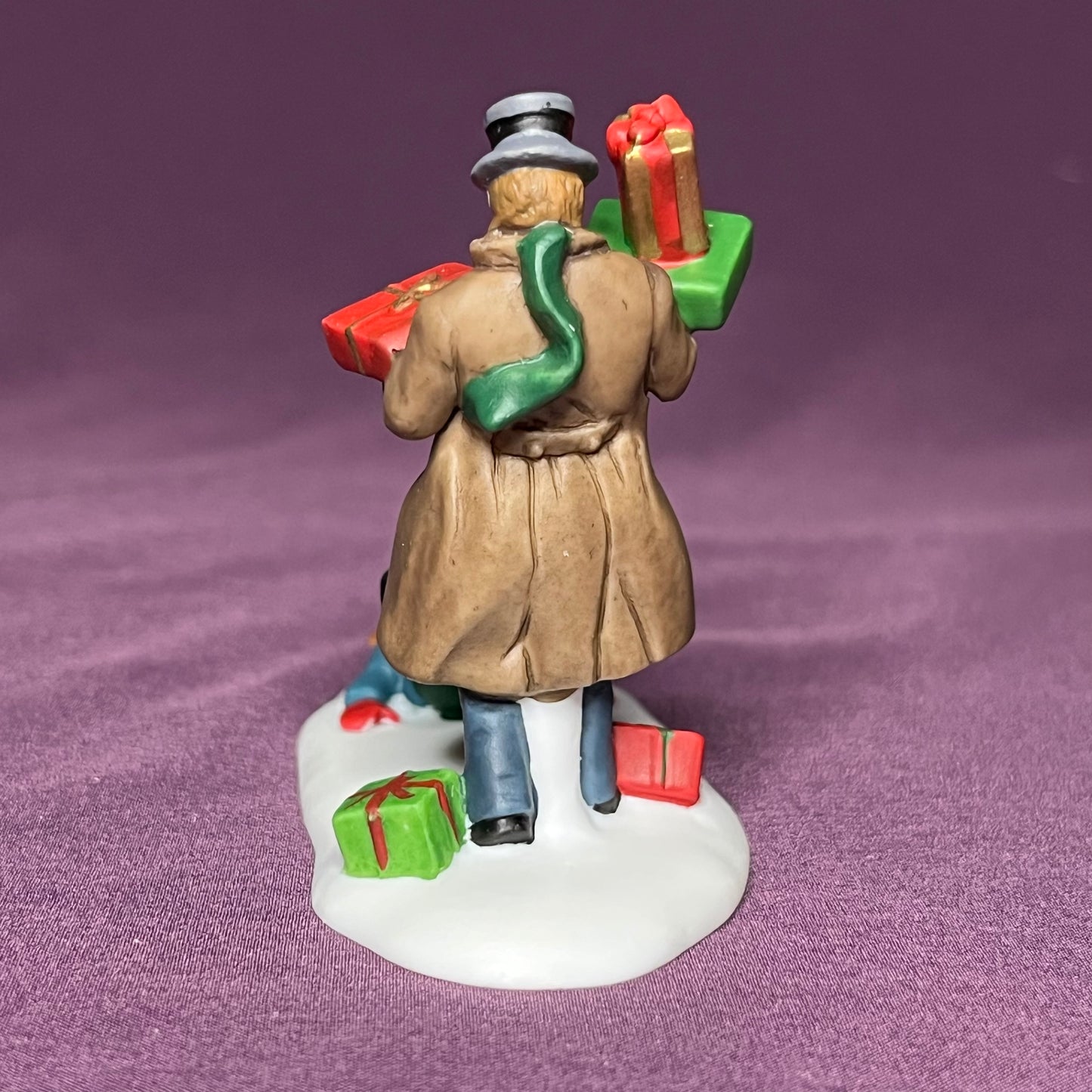 Don't Drop the Presents, Department 56 Heritage Village Collection #55328