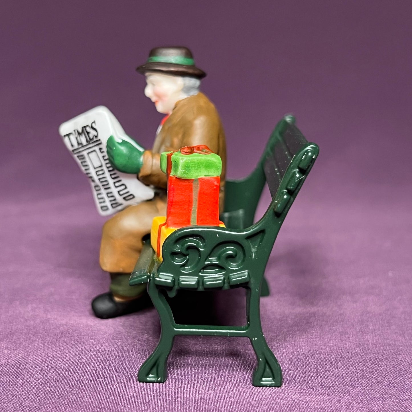 Rest Ye Merry Gentlemen Vintage Department 56 Heritage Village Collection #55409