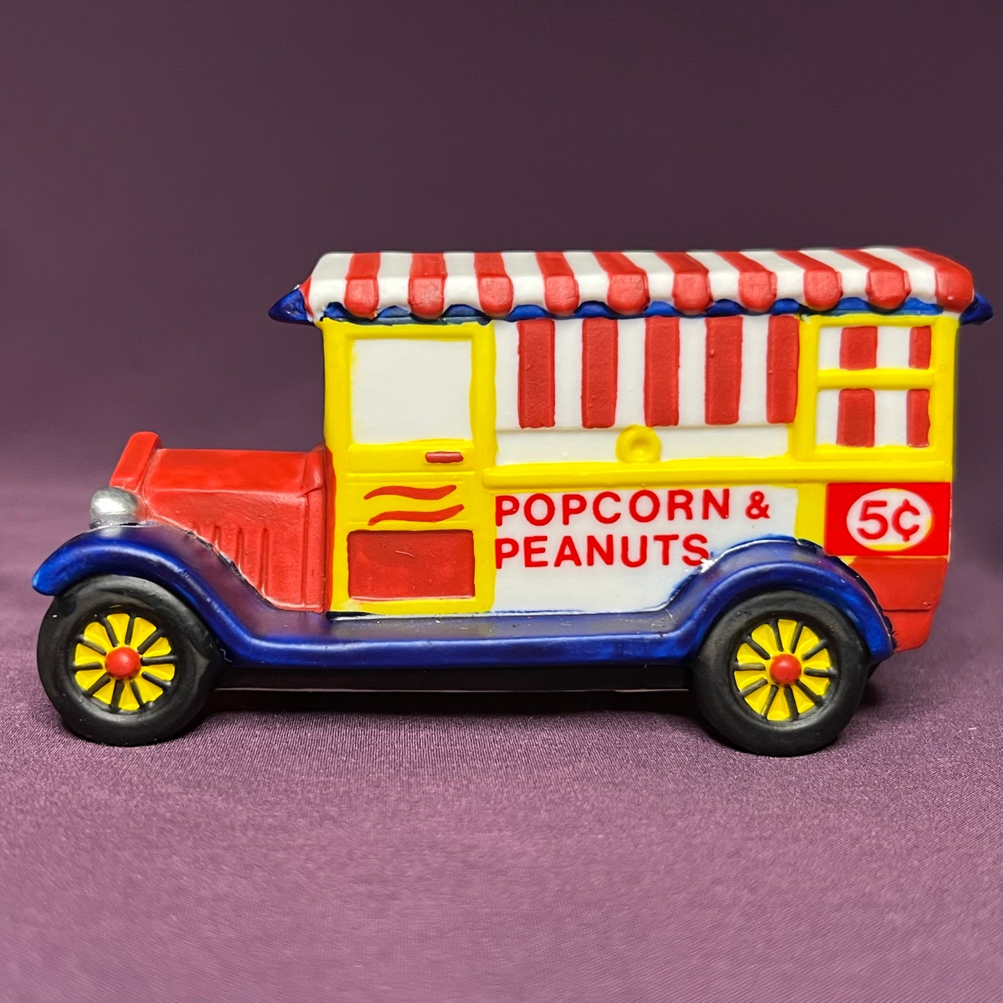 Popcorn Vendor, Department 56 Heritage Village Collection #59587