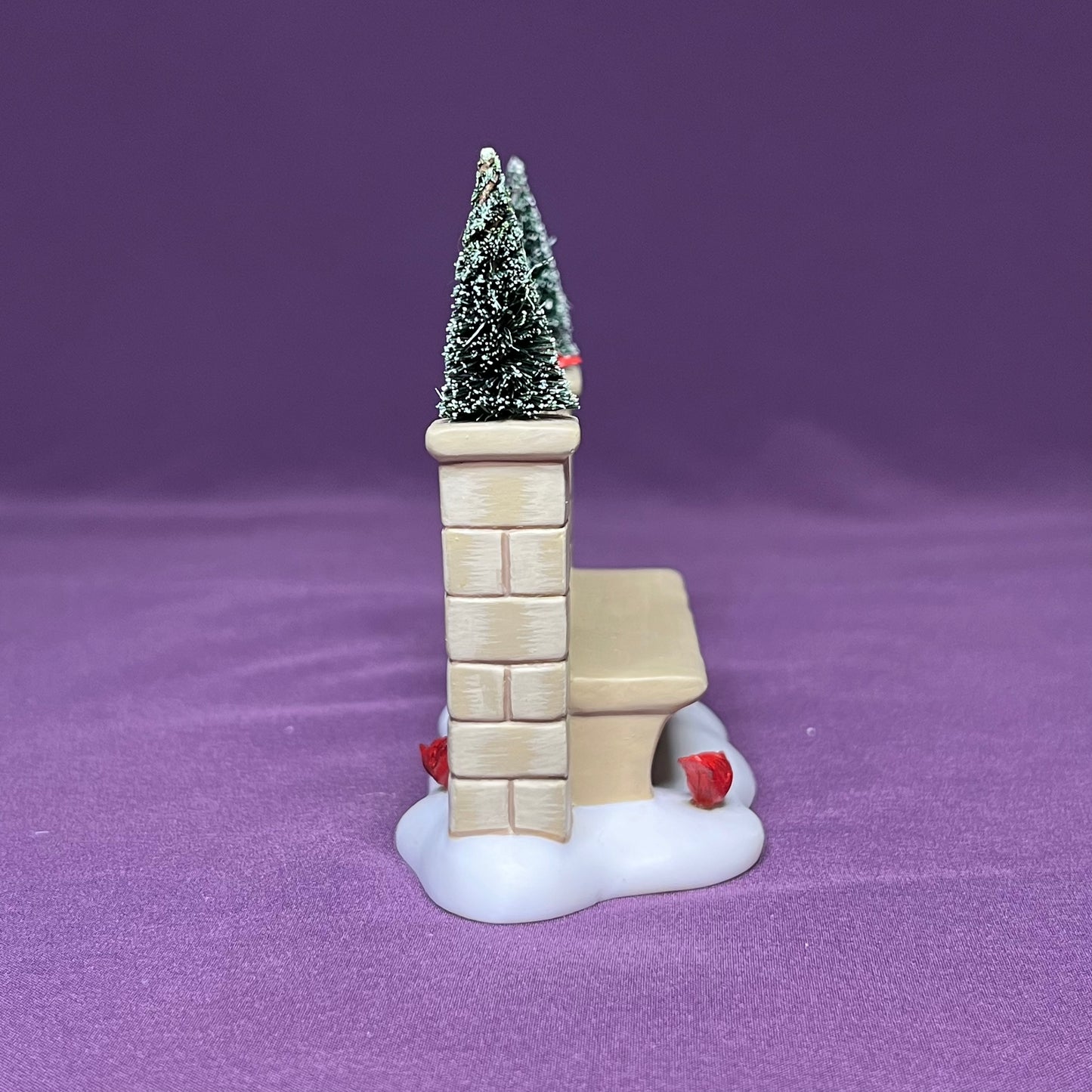 Village Sign and Bench, Department 56 #52882