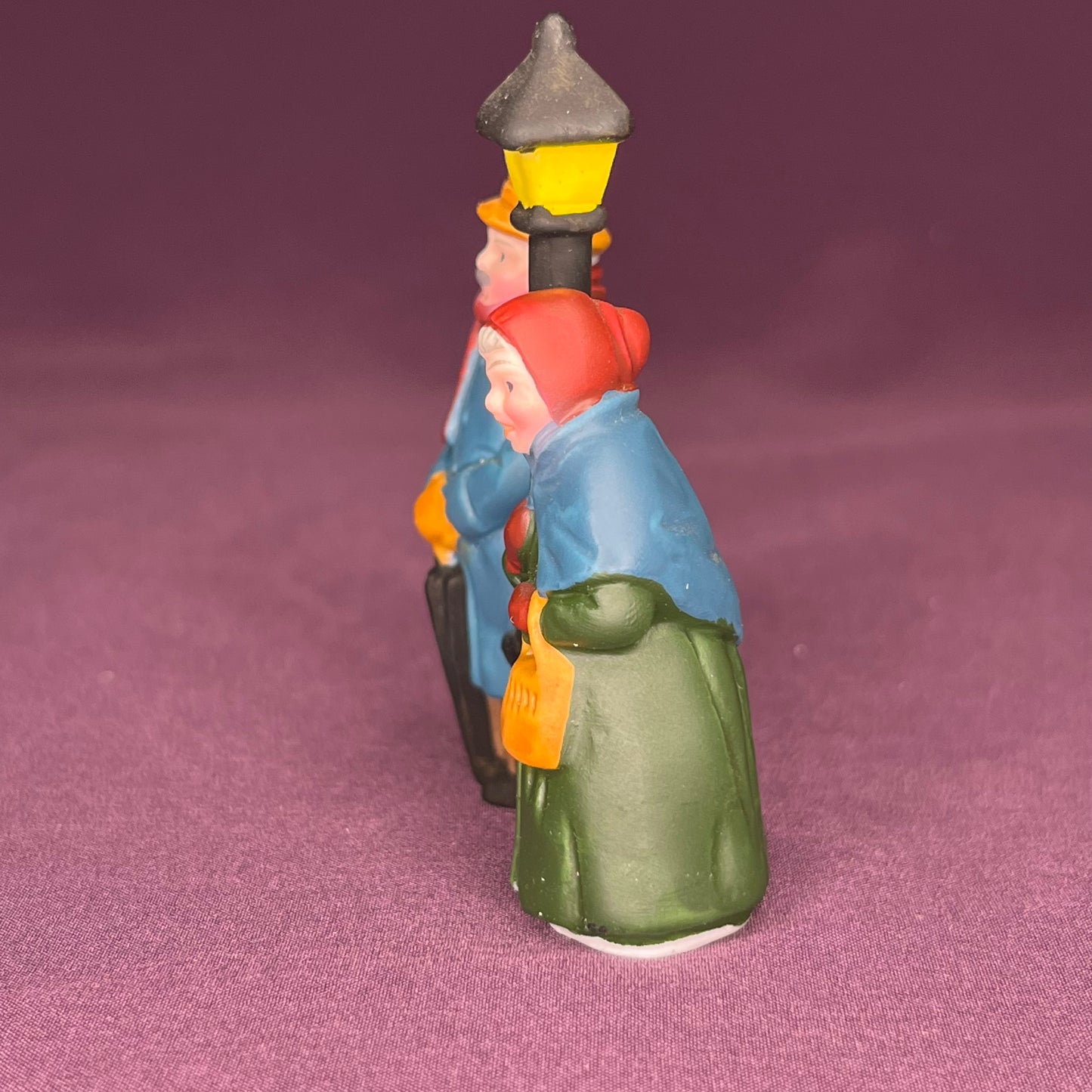 Carolers, early black post version, Department 56 Heritage Village Collection, #6526-9