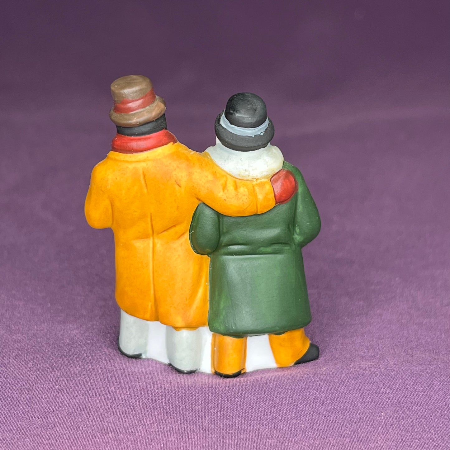 Carolers, early black post version, Department 56 Heritage Village Collection, #6526-9