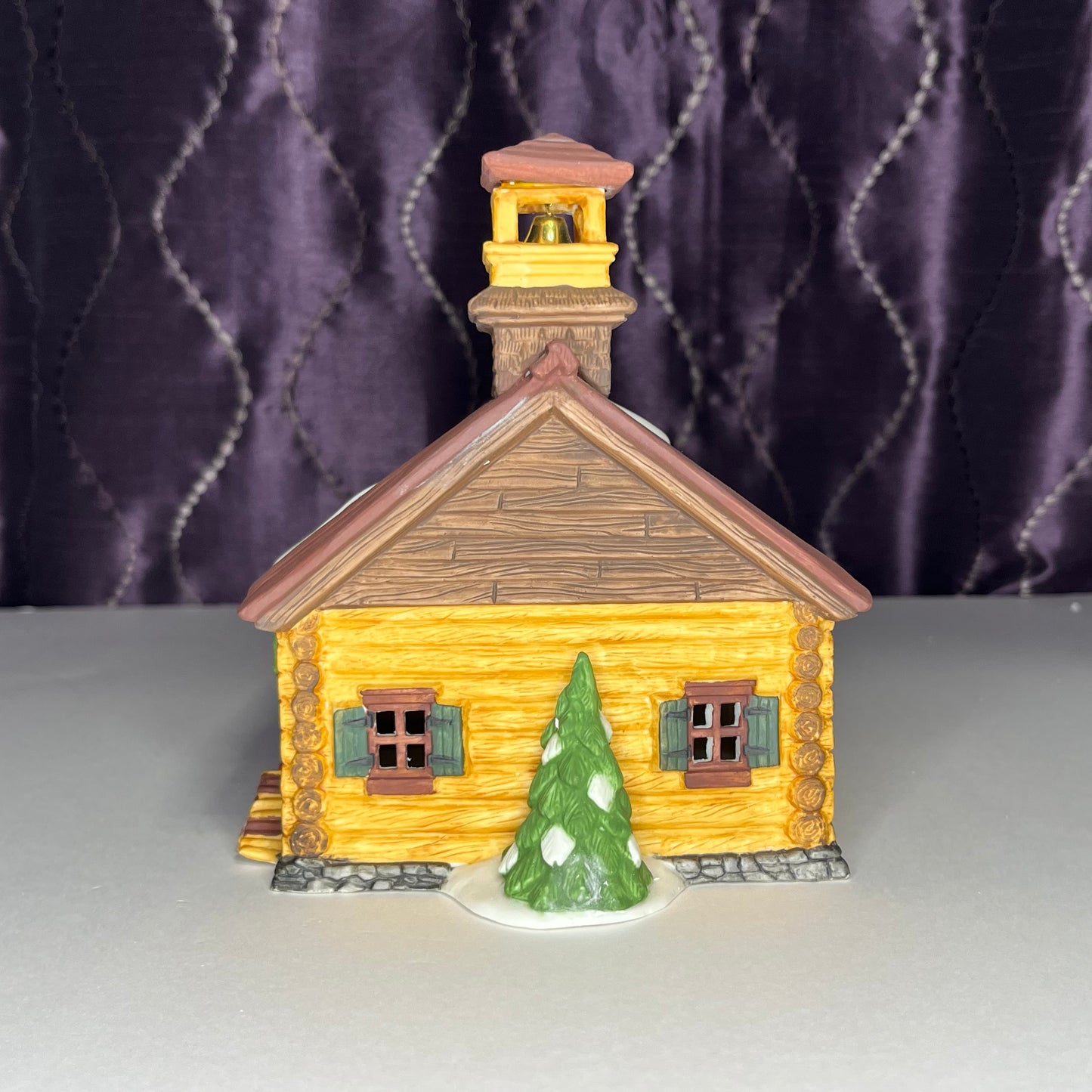 Sleepy Hollow School, Department 56 New England Village, #59544