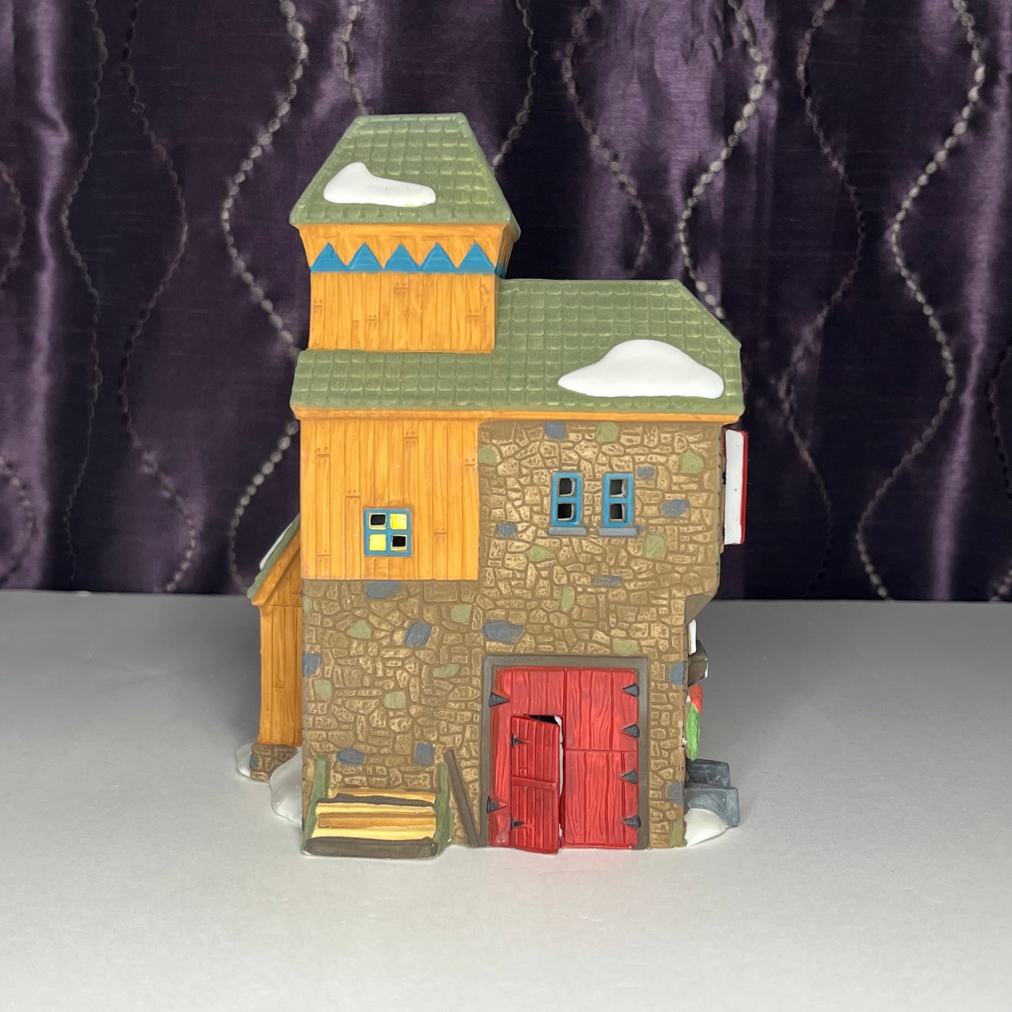 McGrebe Cutters & Sleighs, Department 56, Christmas in the City Series