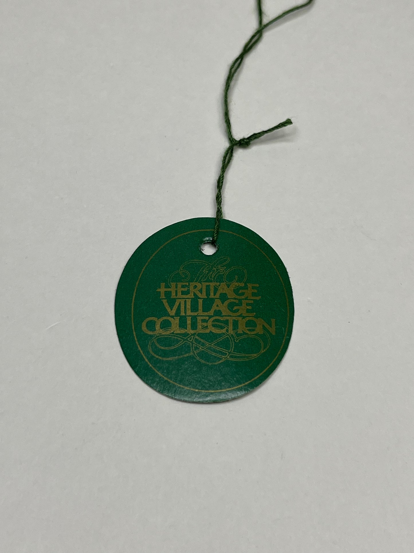 Dept. 56 Hollydale's Department Store #55344 Christmas In City Series, complete
