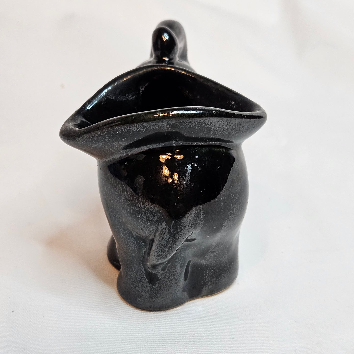 Vintage Niloak Elephant planter, glossy black
