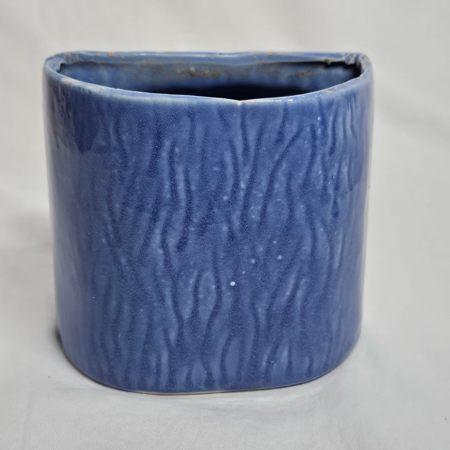 Vintage Niloak Bunny planter, Ozark Blue with painted eyes