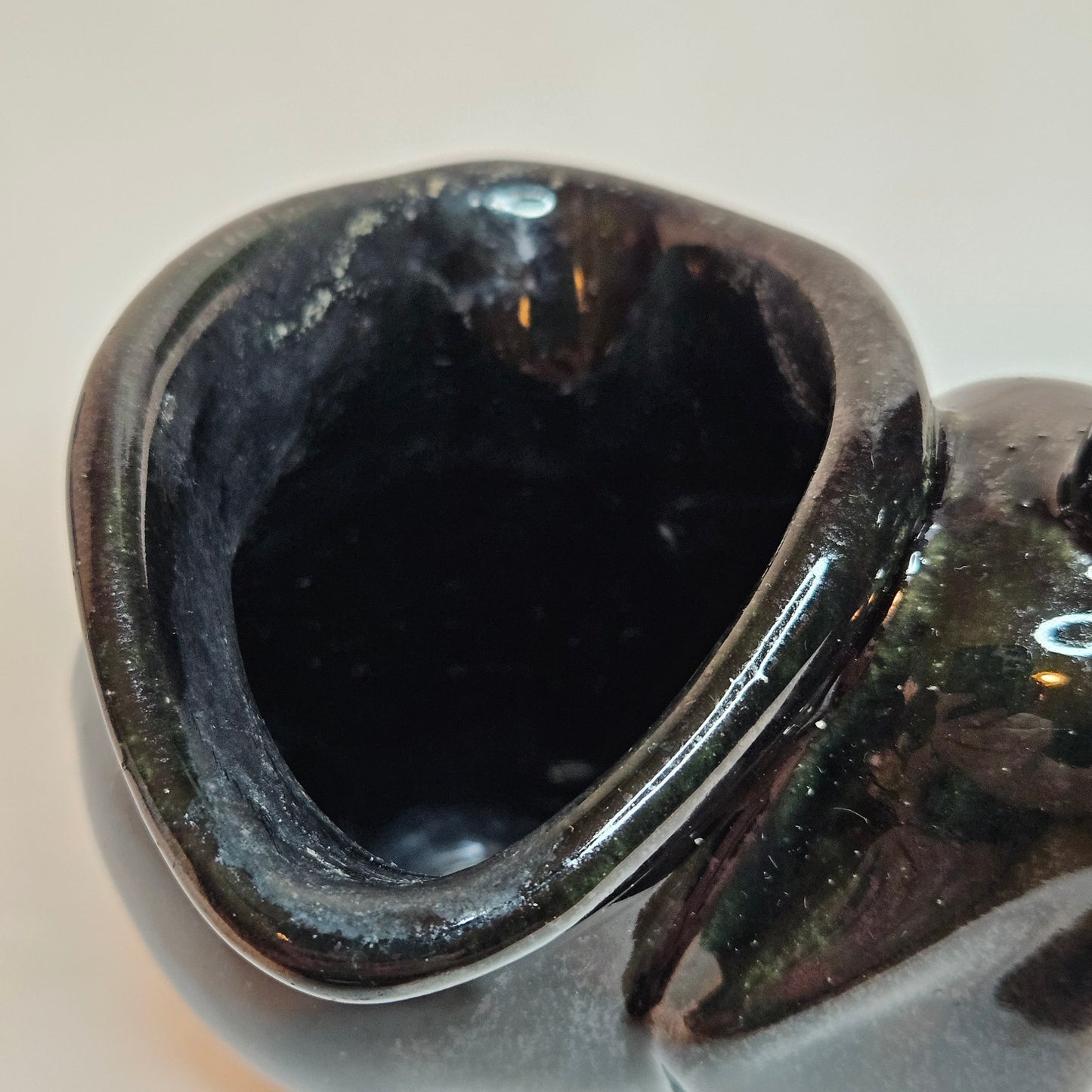 Vintage Niloak Elephant planter, glossy black