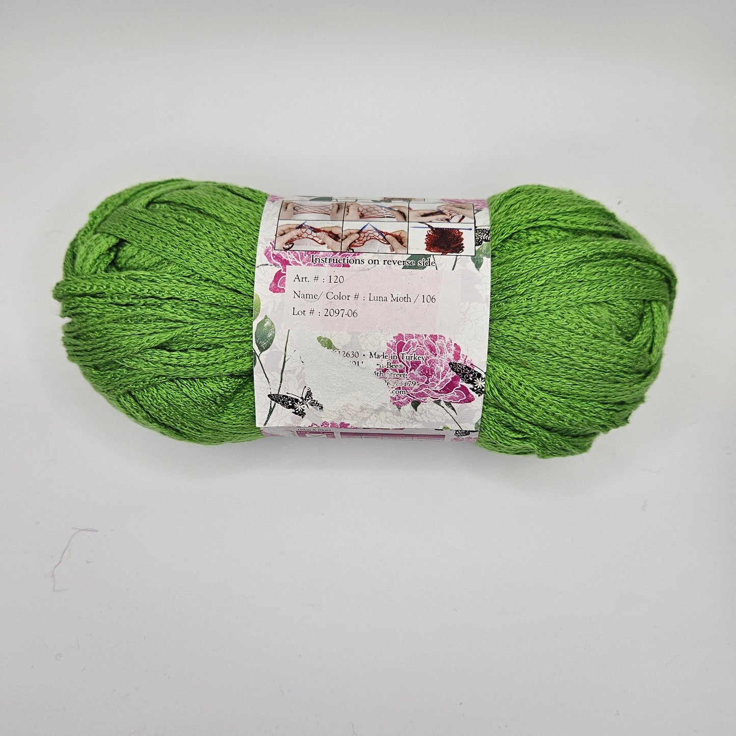 Yarn Bee Chrysalis Color Luna Moth # 106 3.5 oz 35 yds
