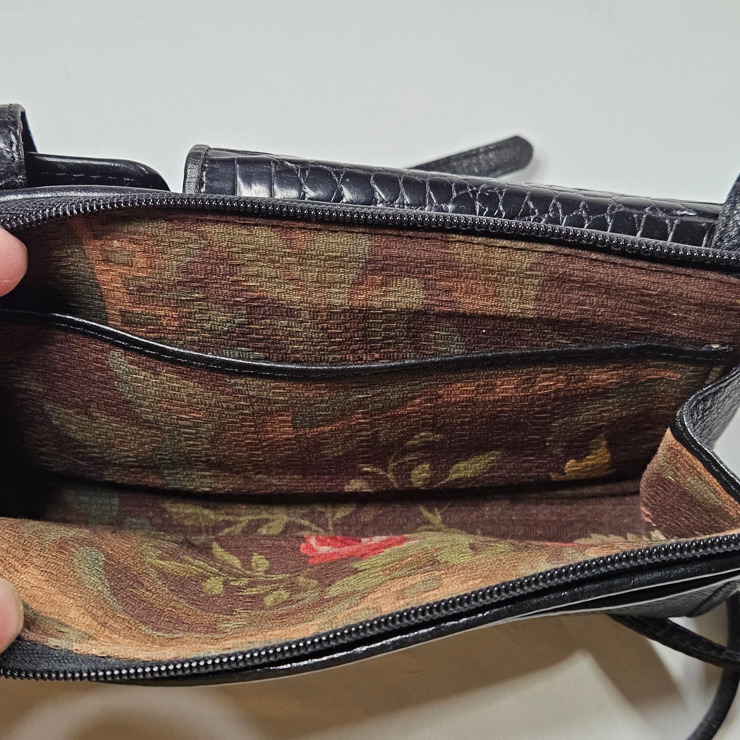 Vintage Brighton crossbody bag, pebbled leather with floral interior