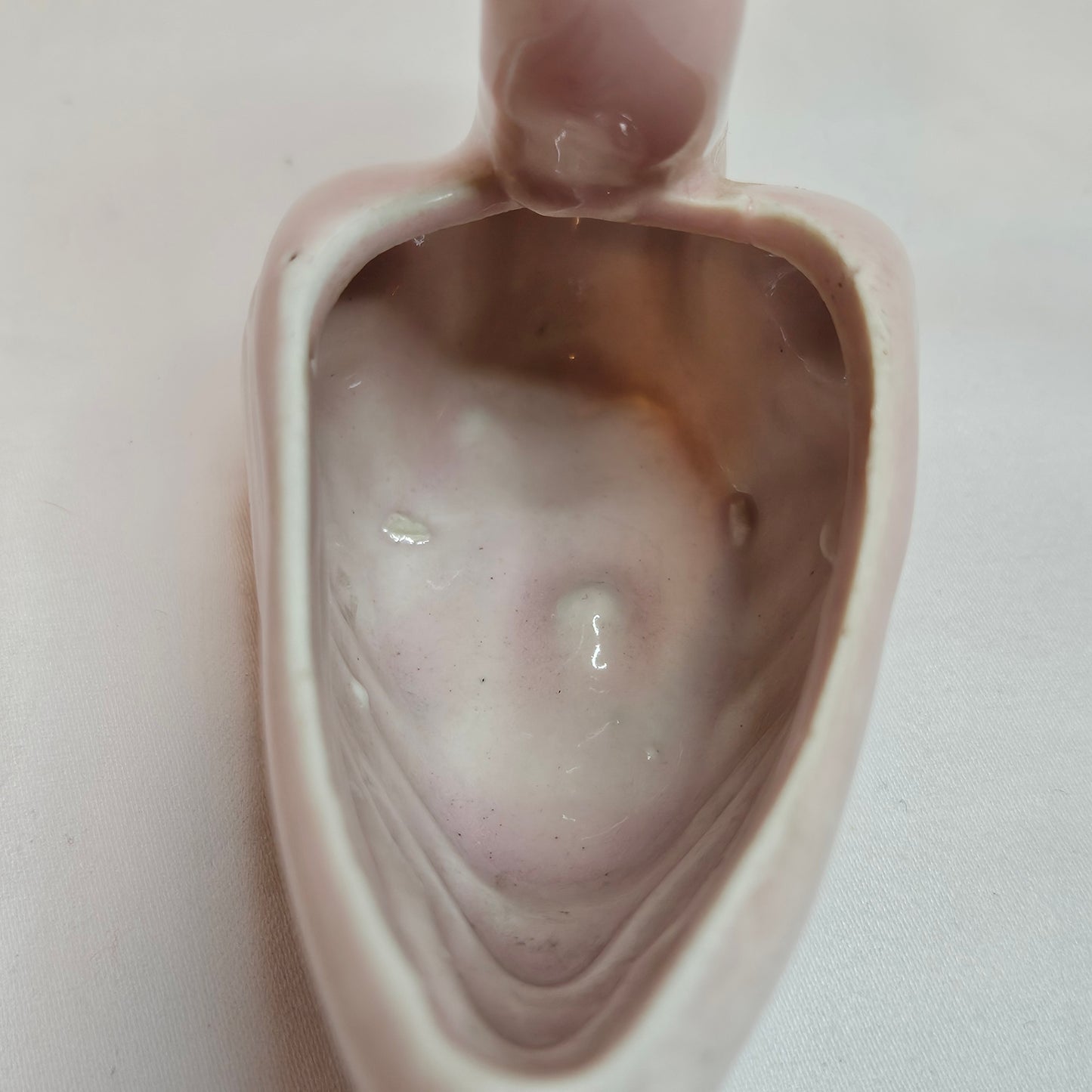 Small Niloak vintage Swan planter, 3.25 inches tall