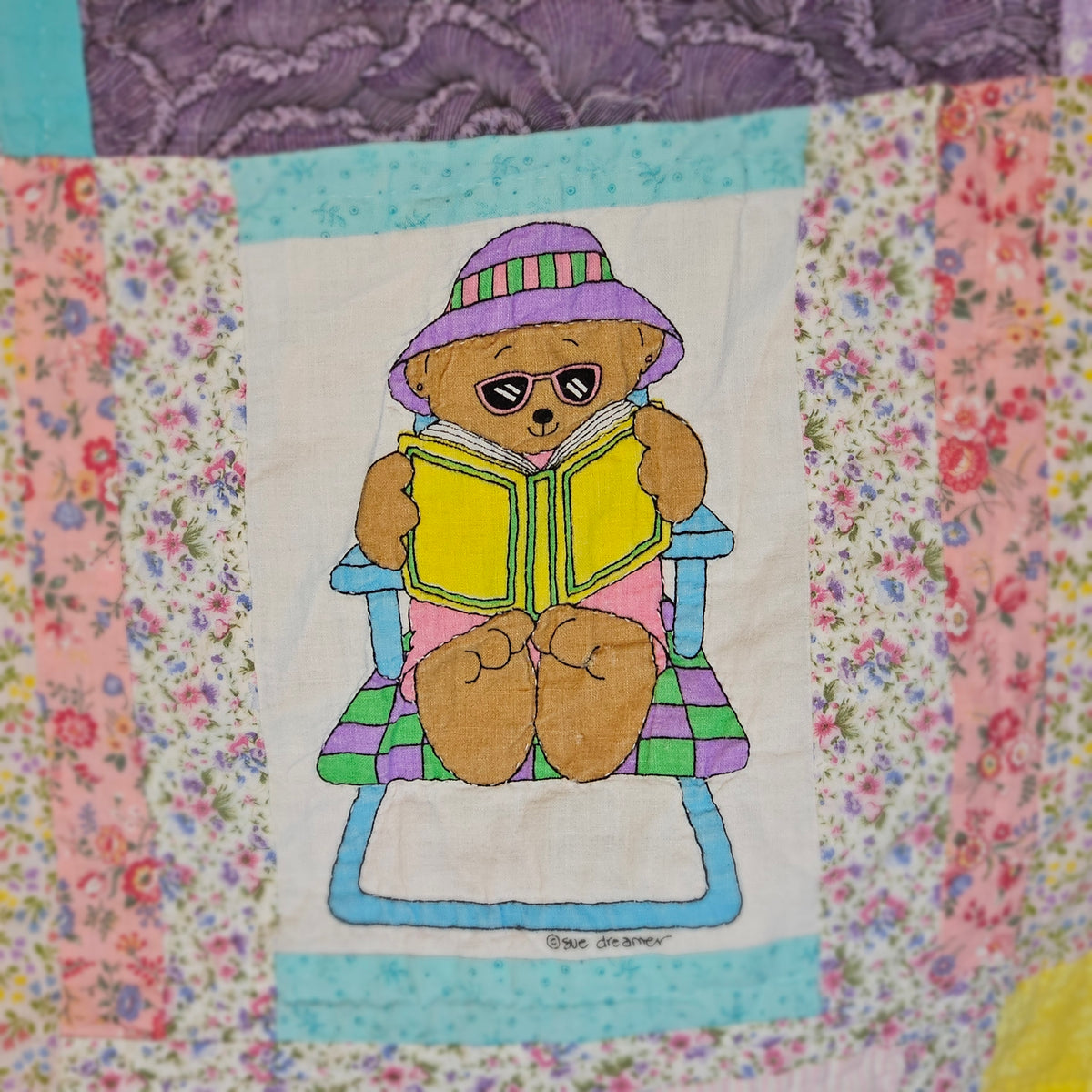 Vintage hand-quilted Sue Dreamer bear quilt, 66 x 58 inches