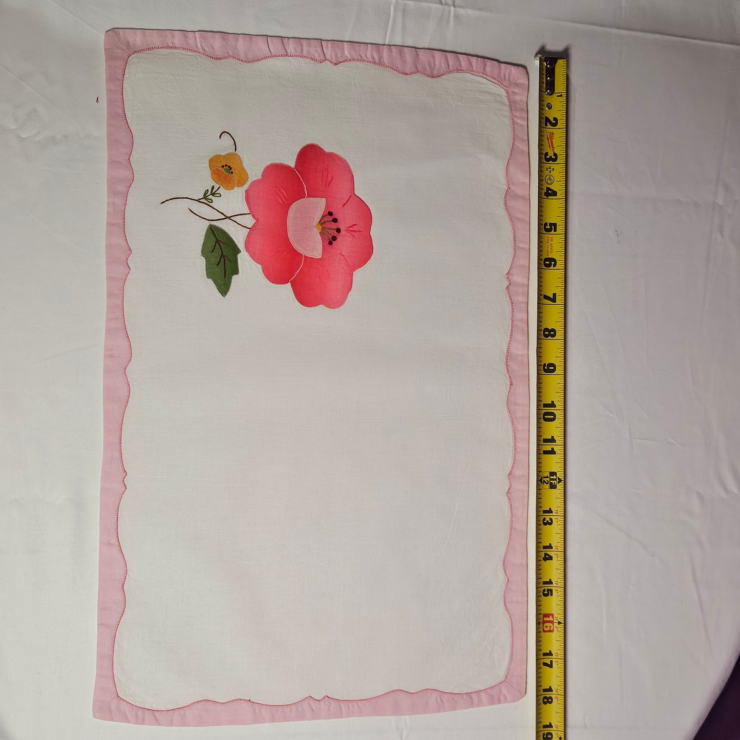Vintage Placemat and Napkin set, appliqué pink flower and embroidery, 4 each