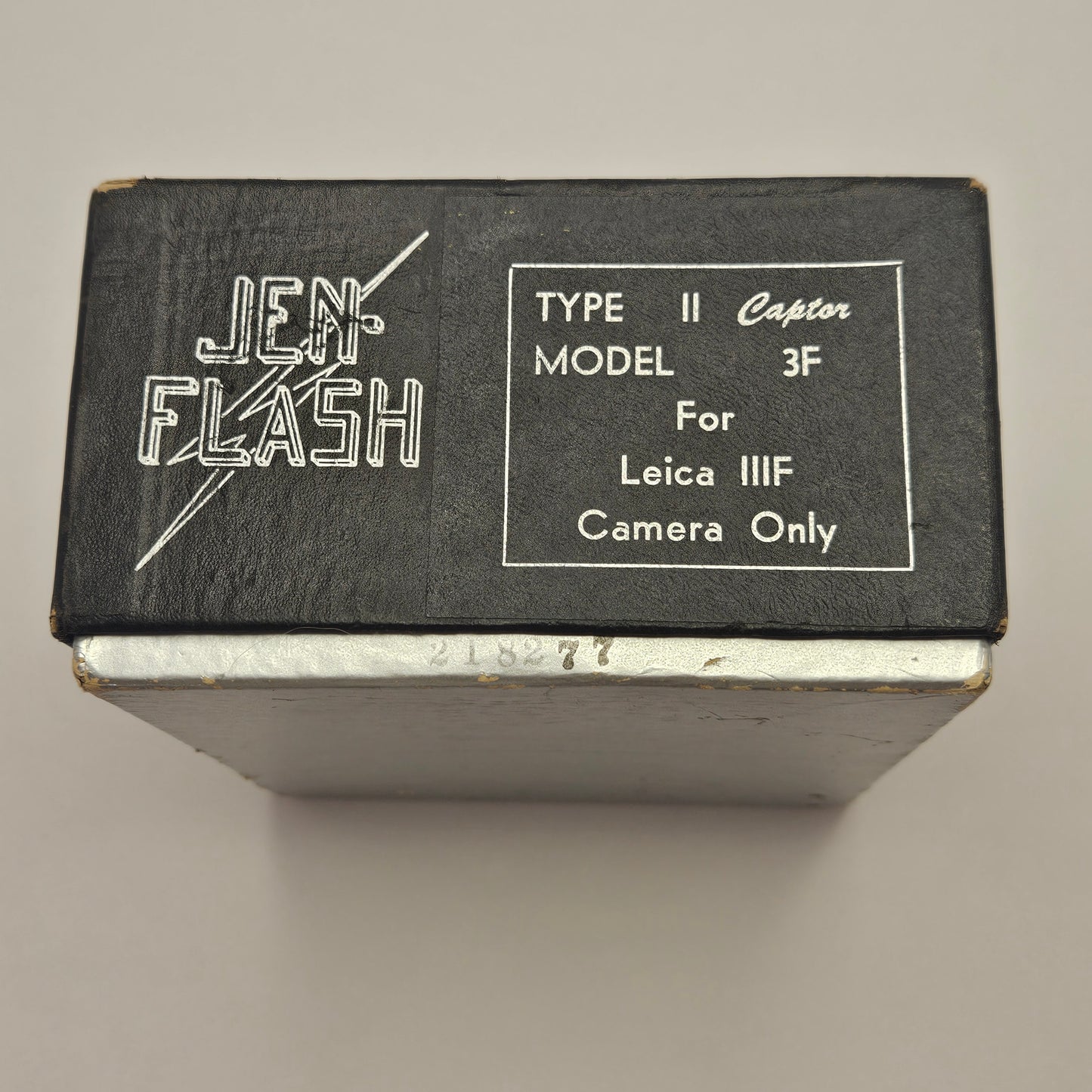 Jen-Flash Type II Captor Model 3F for  Leica IIIF Camera, Not tested