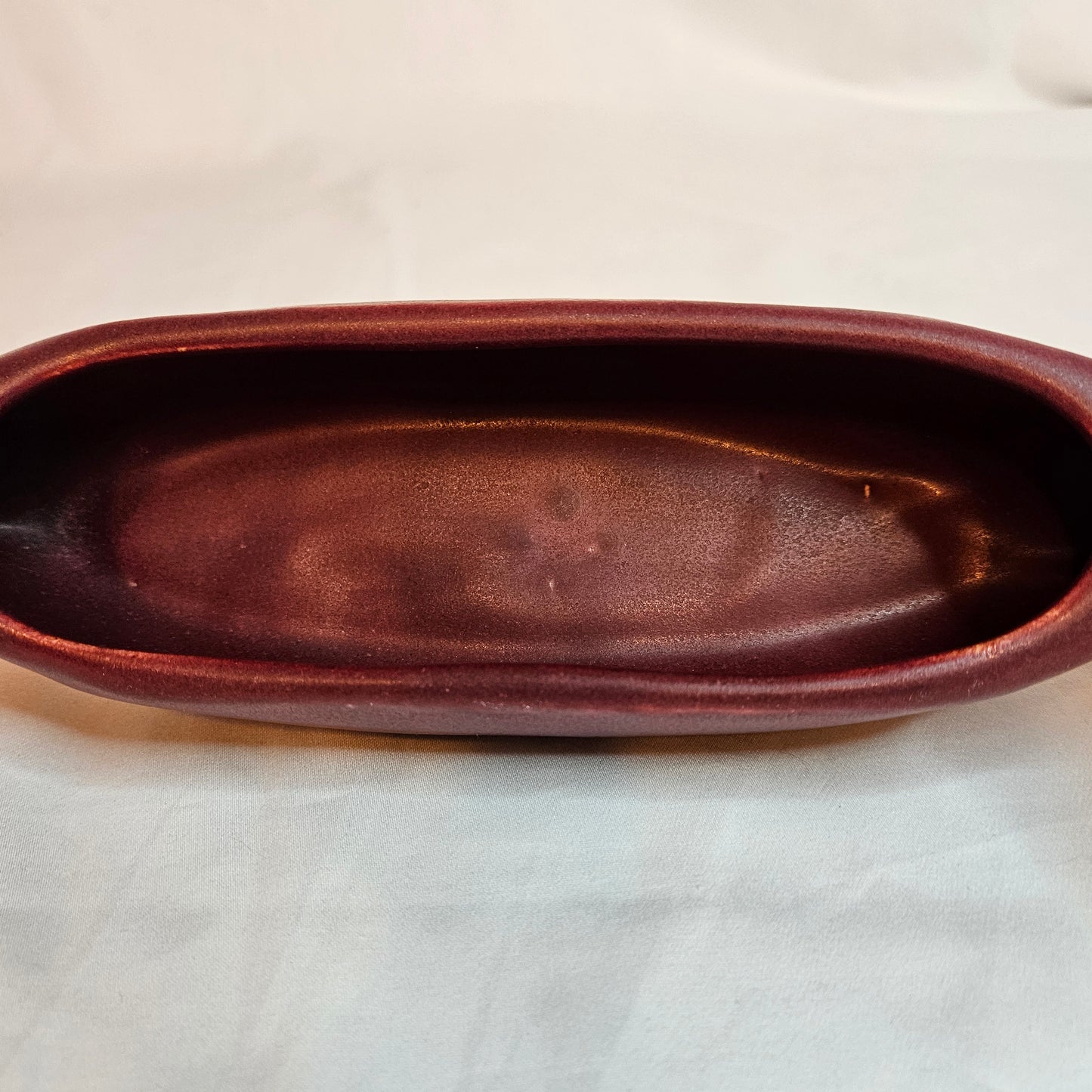 Niloak Pottery vintage Indian Canoe, Fox Red Lewis glaze color