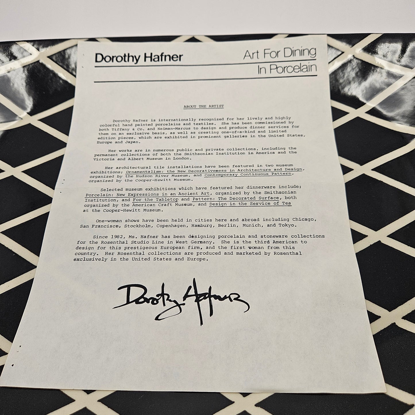 RARE Vintage Dorothy Hafner STATS 17" Platter, 1984, Black Lattice pattern