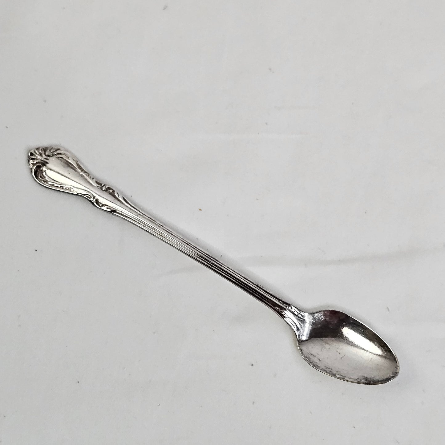 Vintage Wm A Rogers Oneida Ltd silver plated baby spoon