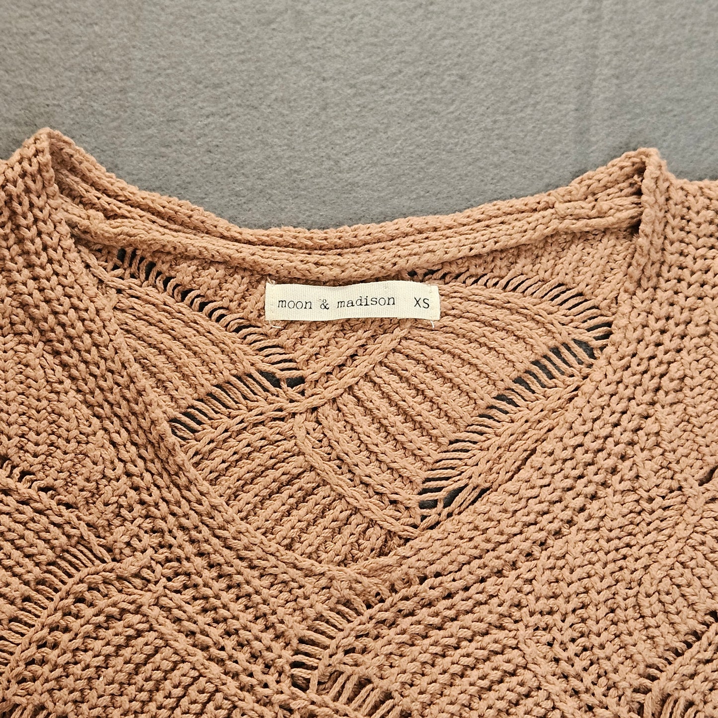 Moon & Madison long sleeve, scoop neck, open weave sweater, XS