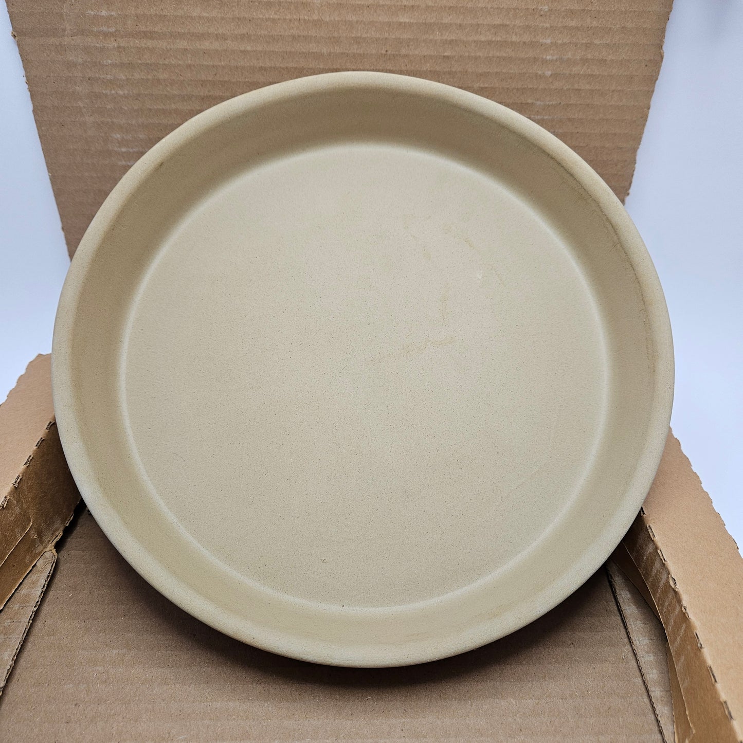 Pampered Chef 11" Stoneware Deep Dish Baker Family Heritage #1390 Light Use