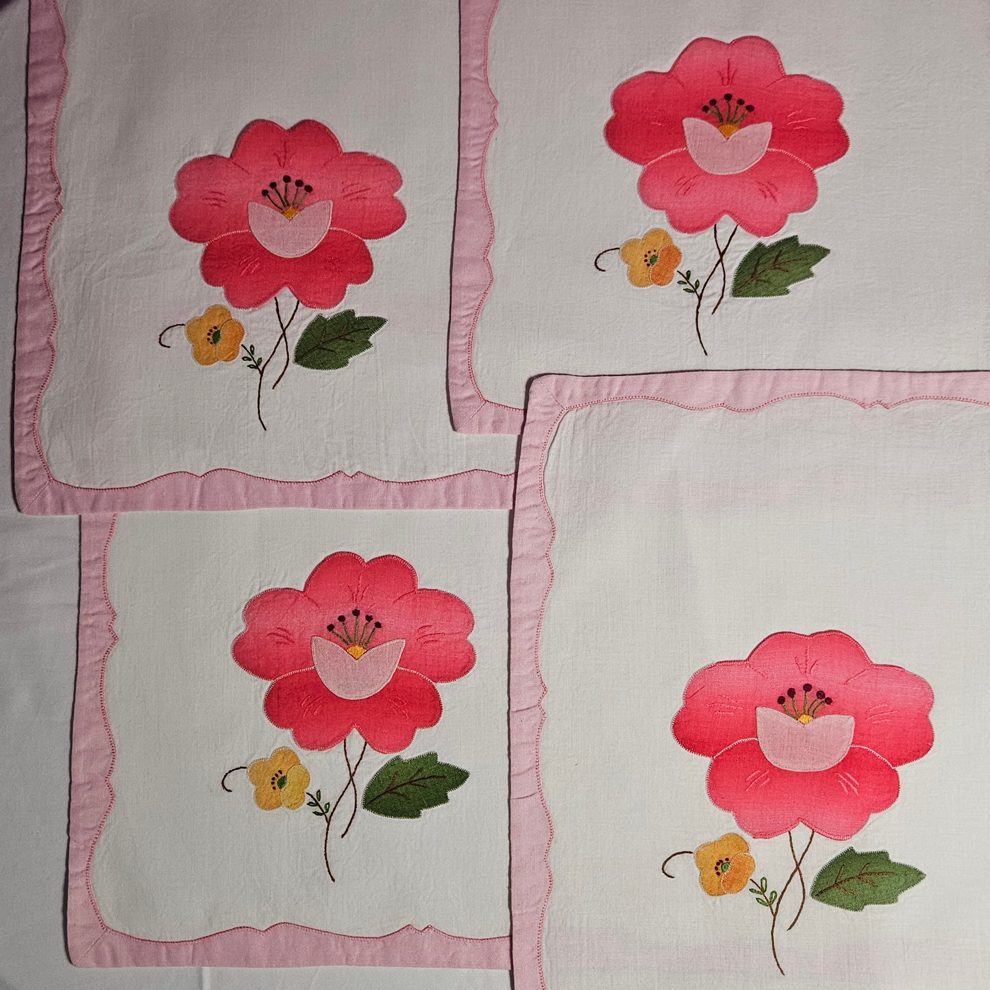 Vintage Placemat and Napkin set, appliqué pink flower and embroidery, 4 each