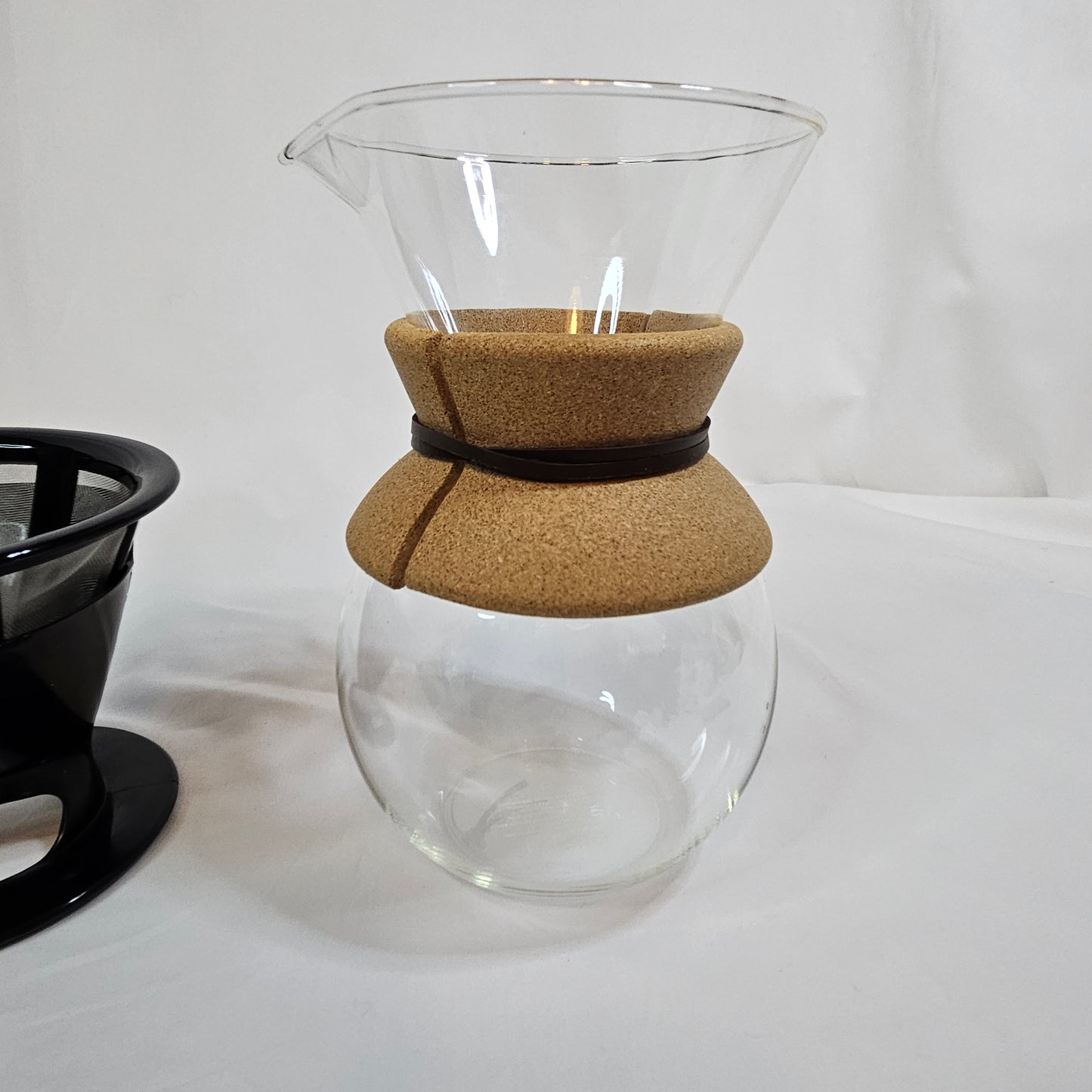 Bodum Pour Over Coffee carafe, 34 oz, with extra single cup filter holder