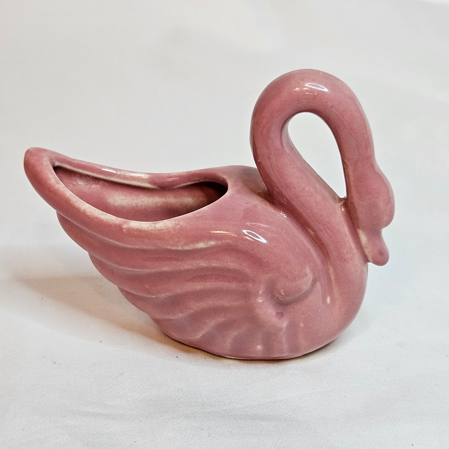 Small Niloak vintage Swan planter, 3.25 inches tall