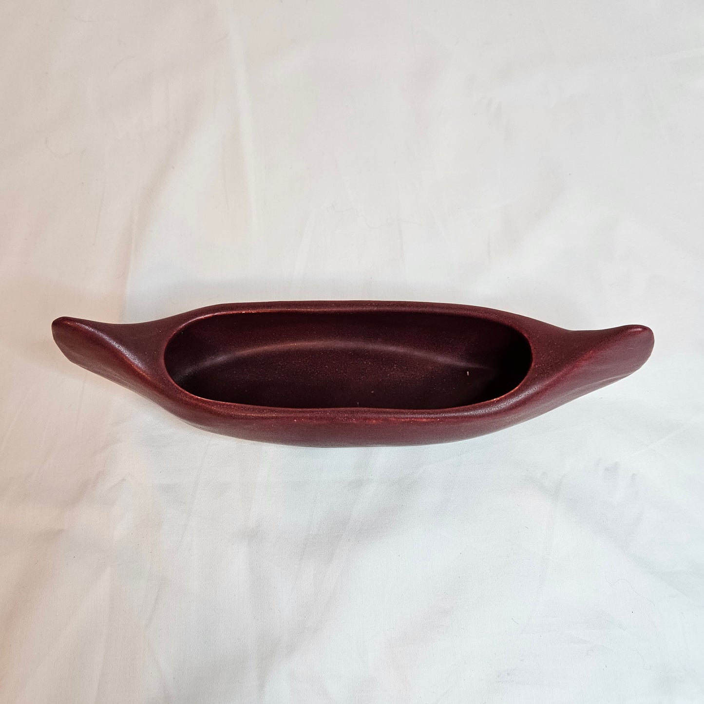 Niloak Pottery vintage Indian Canoe, Fox Red Lewis glaze color