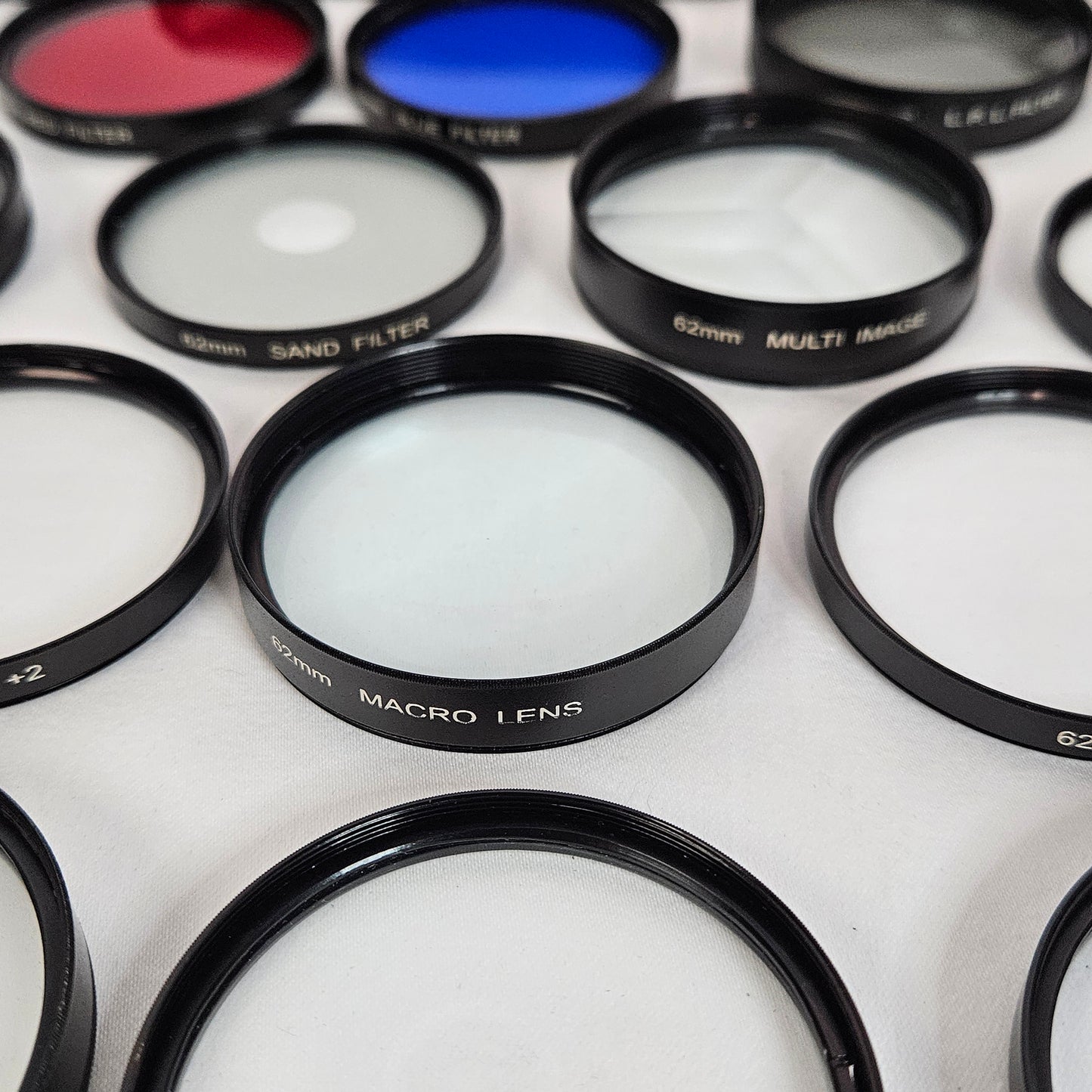 62mm Lens Filter Set, 22 filters included