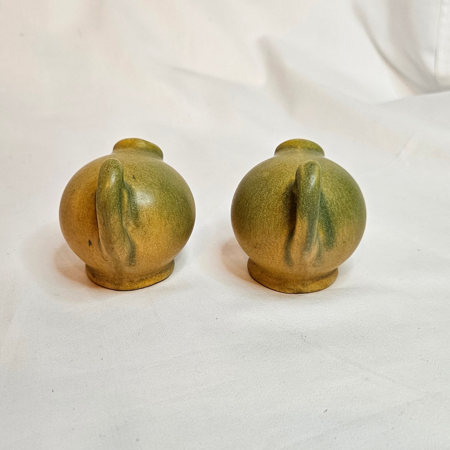 Niloak Pottery, vintage round salt and pepper shakers,  1940s