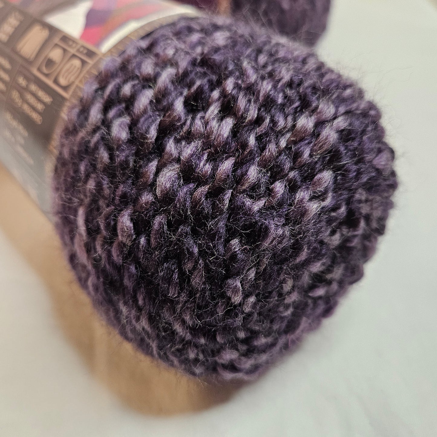 Lion Brand Homespun Yarn, 98% Acrylic, 2% Other