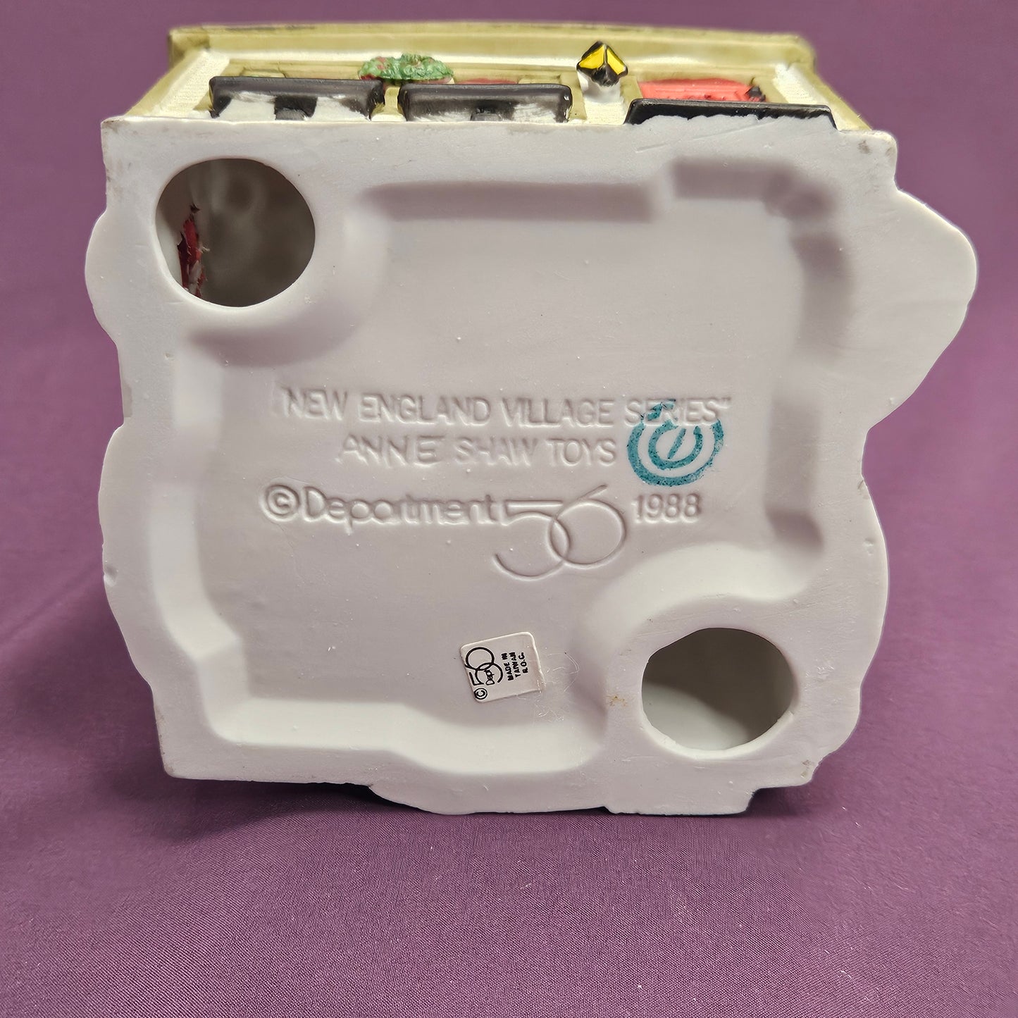 Ann Shaw Toys, Department 56, New England Village Series, 1988, 5939-0