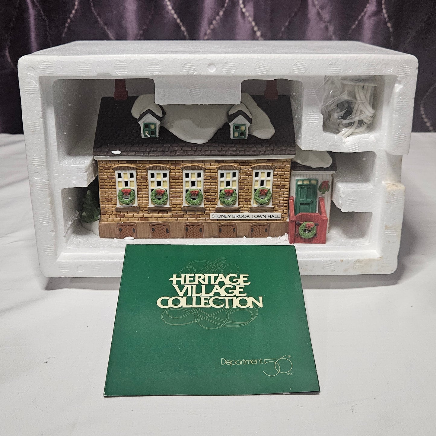 Stoney Brook Town Hall, Department 56 New England Village Series, #5844-8