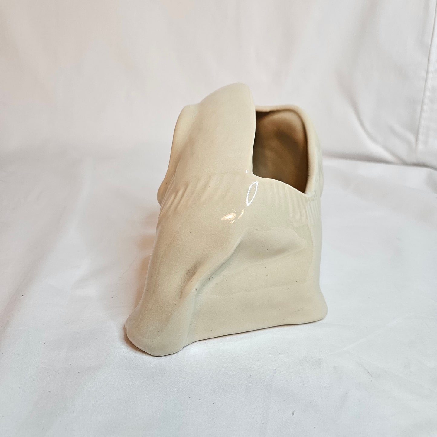 Niloak 1940s Circus Elephant planter, designed by Joe Alley, cream