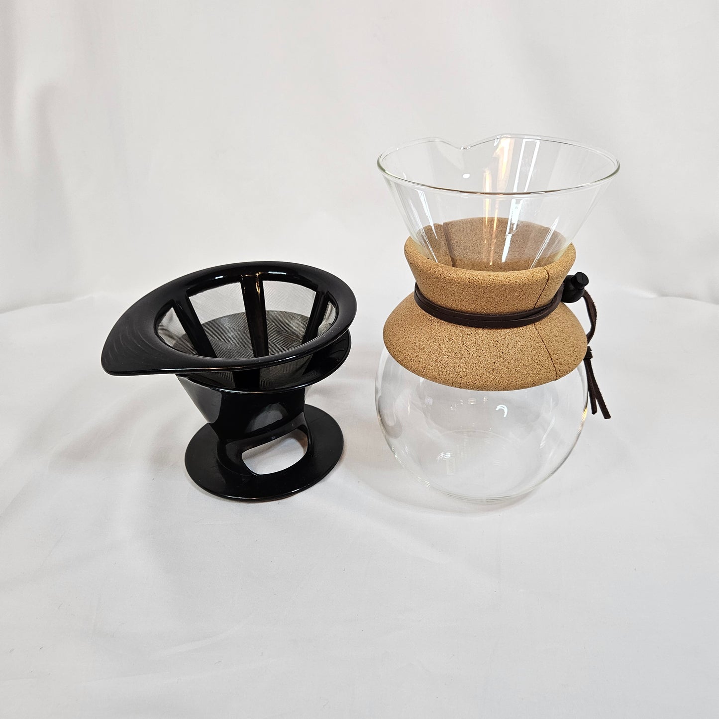 Bodum Pour Over Coffee carafe, 34 oz, with extra single cup filter holder