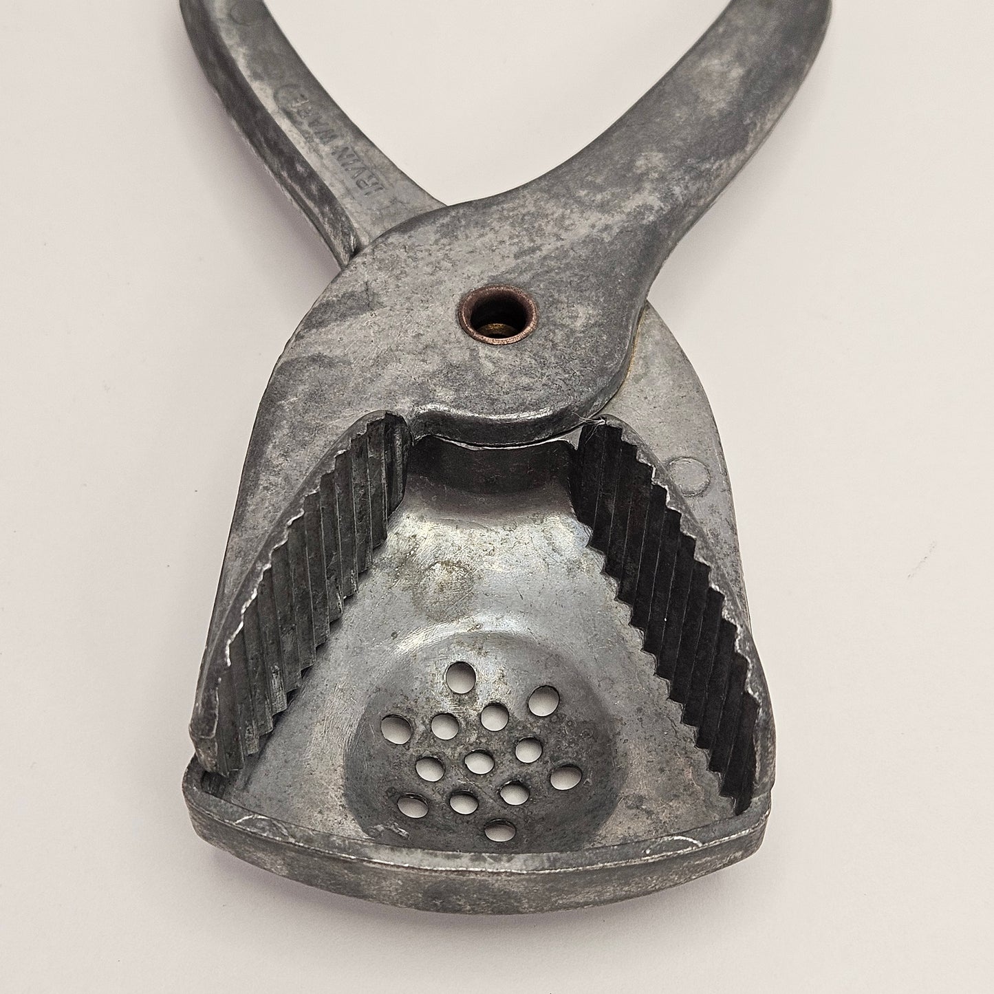 Vintage citrus juicer