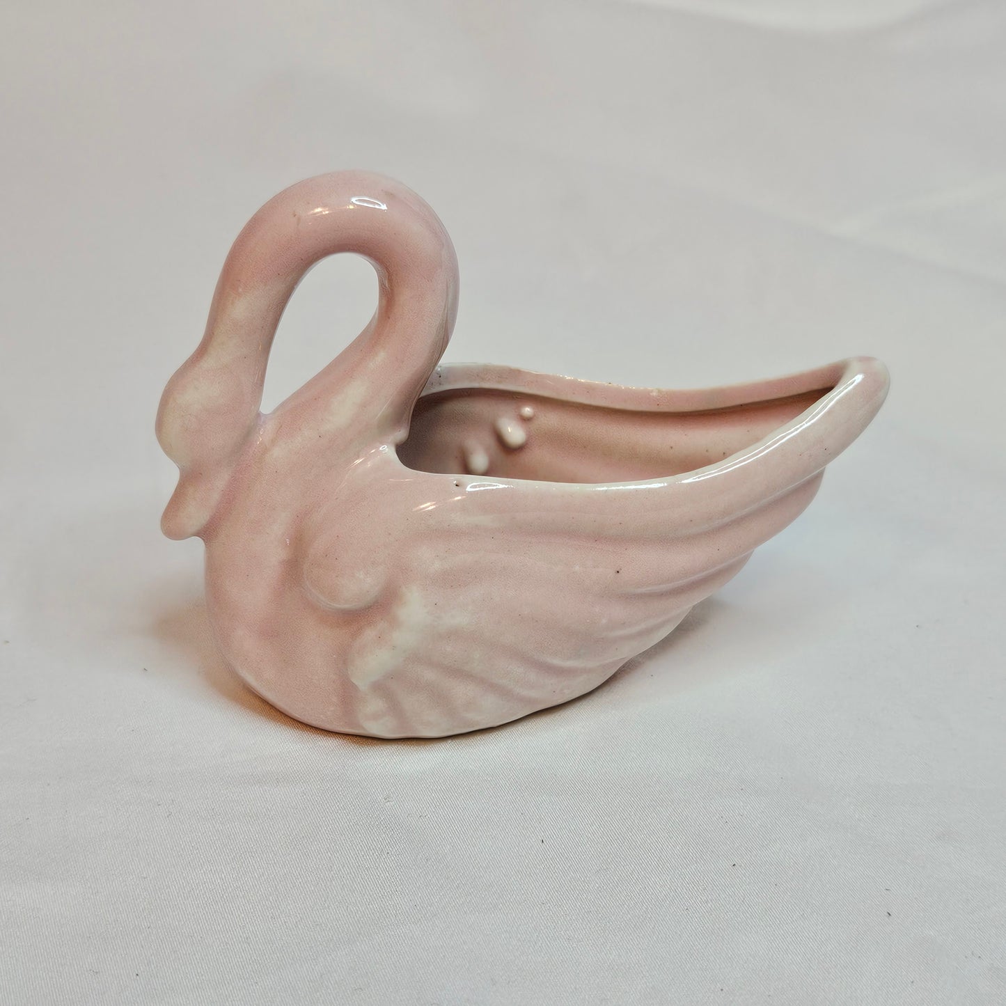 Small Niloak vintage Swan planter, 3.25 inches tall