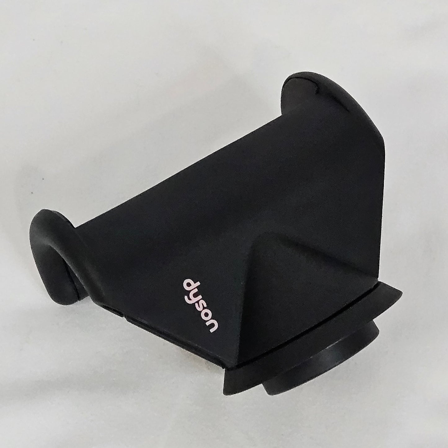 Dyson Supersonic hair dryer magnetic attachments