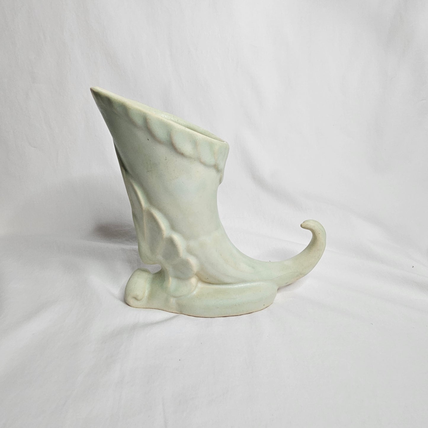 Vintage Niloak Cornucopia vase, 7" tall,