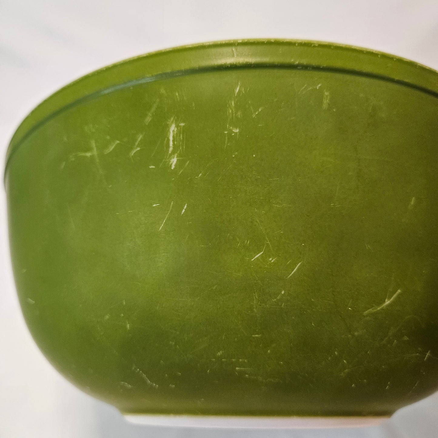 Vintage Pyrex 404, Verde 4 Quart mixing bowl