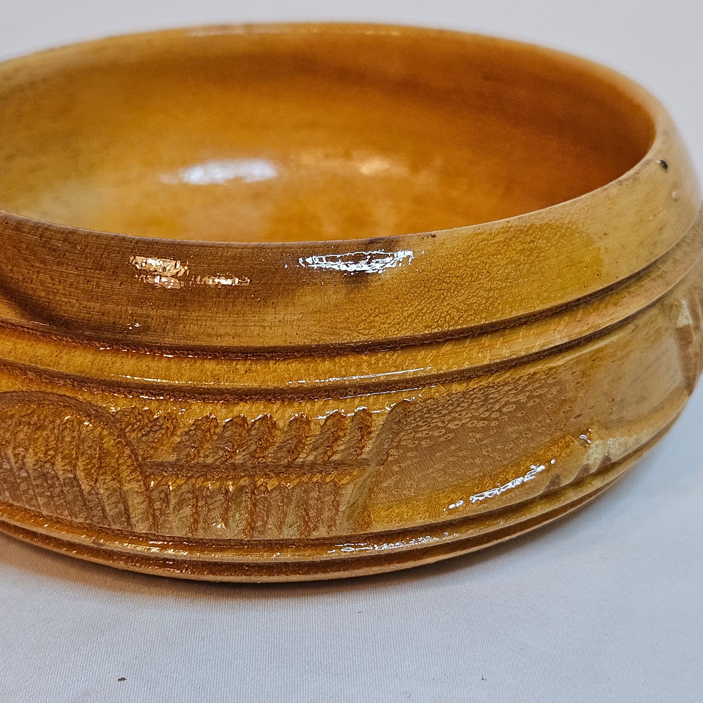 Carved wood Hawaii bowl