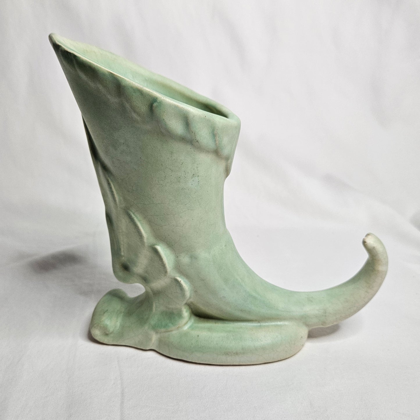 Vintage Niloak Cornucopia vase, 7" tall,