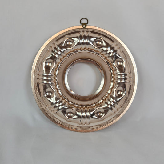 Vintage Copper mold 8.5" x 2.25"