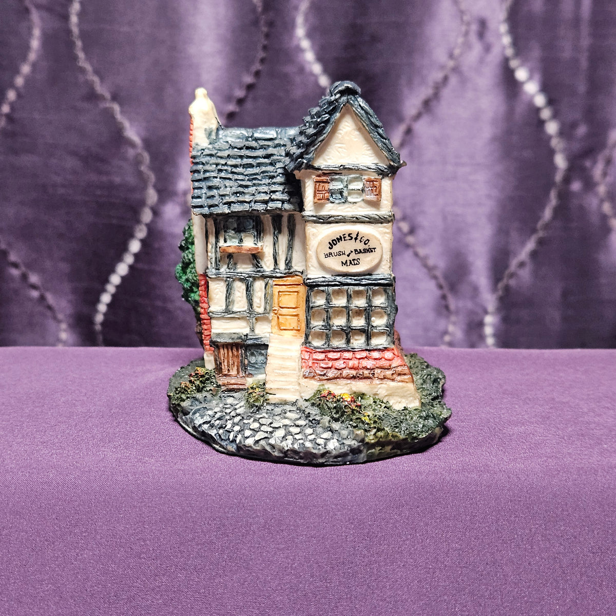 Department 56 Dickens Village Miniatures, Set of 7, 1986