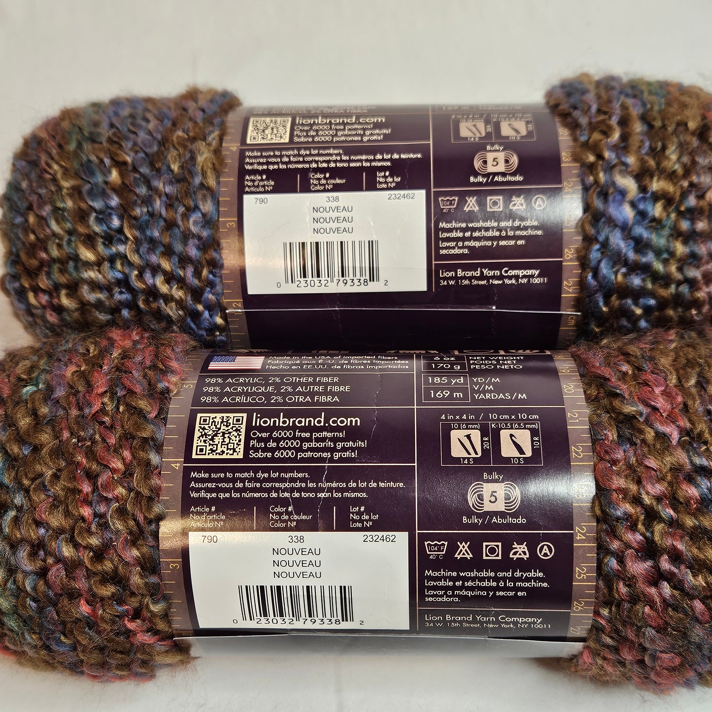 Lion Brand Homespun Yarn, 98% Acrylic, 2% Other