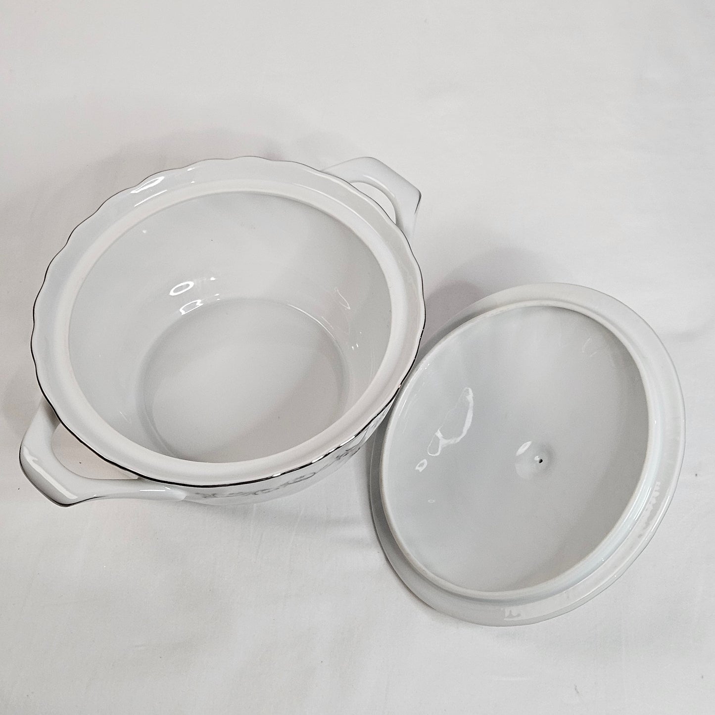 Vintage Royal Swirl covered serving dish, china from Japan